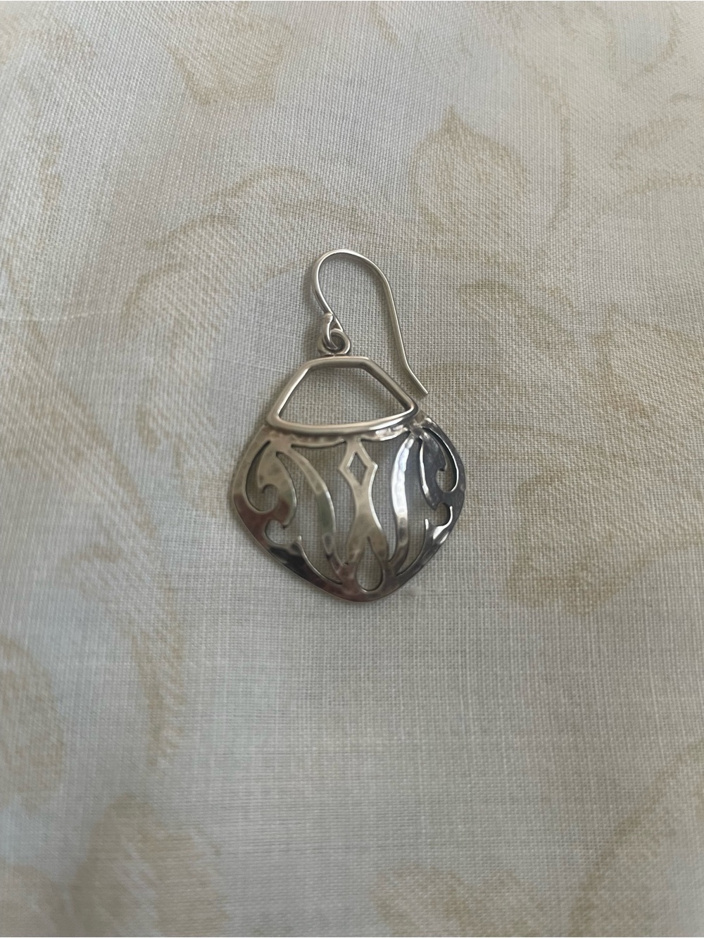 Silpada ONE ONLY Elegant Silver Filigree Drop Earring